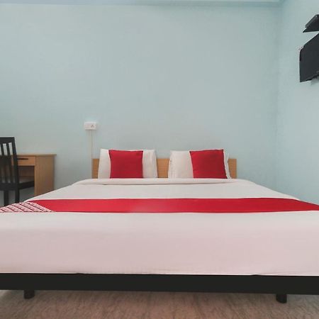 Oyo Flagship 48158 Ss Towers Otel Podanur Dış mekan fotoğraf