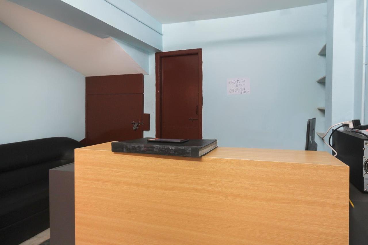Oyo Flagship 48158 Ss Towers Otel Podanur Dış mekan fotoğraf